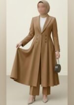 ⁦بالطو كلوش و بنطلون⁩ - الصورة ⁦2⁩