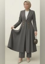 ⁦بالطو كلوش و بنطلون⁩ - الصورة ⁦4⁩